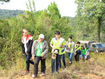 ปลูกป่าให้ช้าง เขตรักษาพันธ์สัตว์ป่าภูหลวง 23 ส.ค. 57