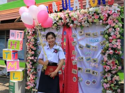 60-รับประกาศนียบัตร 2560(2)